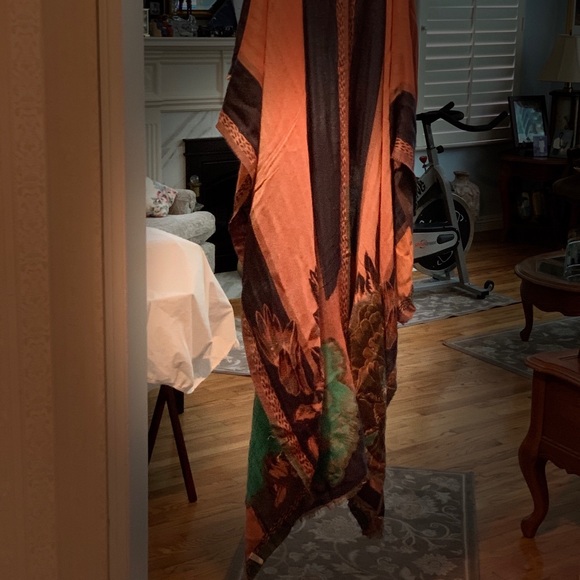 One Size Fits All Women’s Floral Kimono - Picture 5 of 5